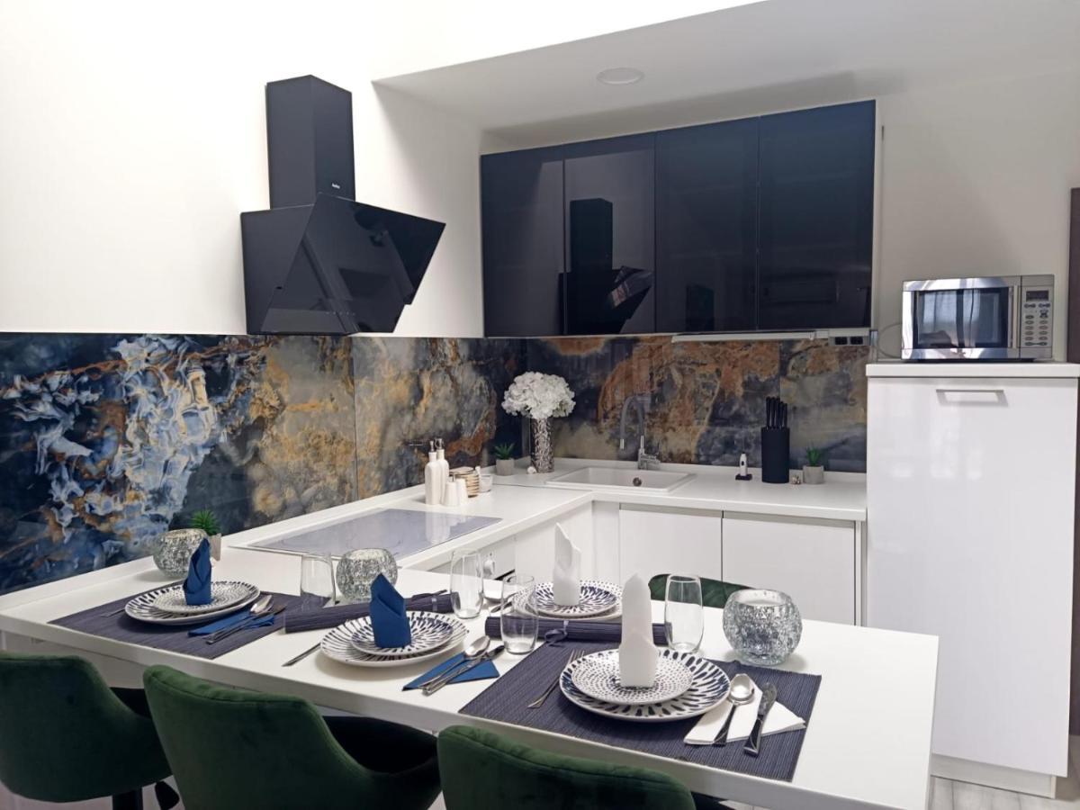 Apartman Lux Makarska Ngoại thất bức ảnh